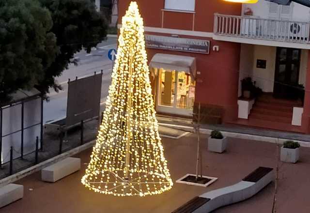 A Scarlino c’è l’Albero della Speranza del Soroptimist